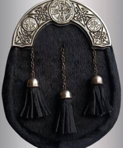 Antique Cantle Black Sporran